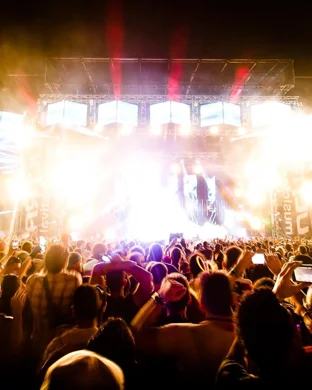 Good Vibes & One Last Ride Fest: Chris Janson, Devon Beck & Cody Tyler