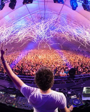 Zack Fox (DJ Set)