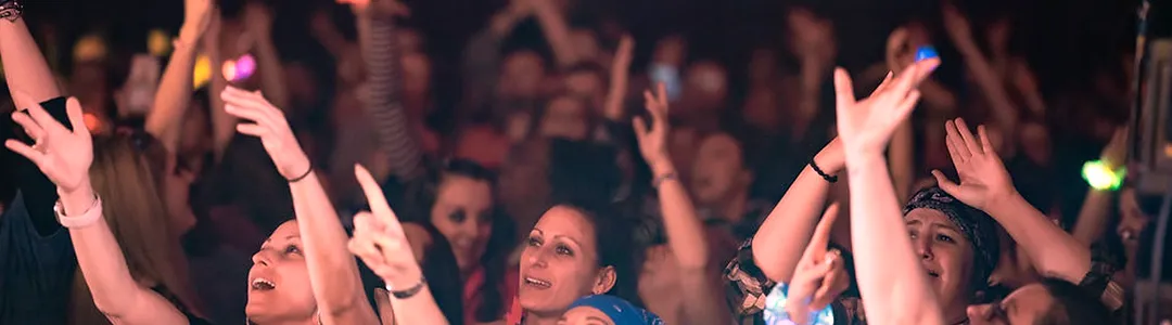 Fool House: The Ultimate 90s Dance Party