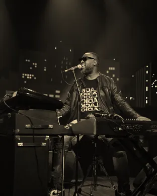 Robert Glasper